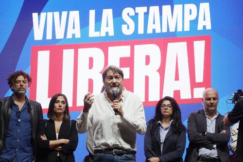 Giornalisti minacciati e la sinistra strabica: difende la stampa solo se è amica