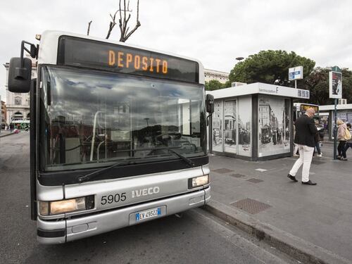 Troppi autisti aggrediti, i bus scioperano