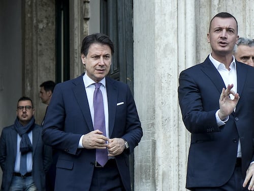 Il partito di Conte è solo nei sogni di Casalino. E c'è chi pensa a Cairo...
