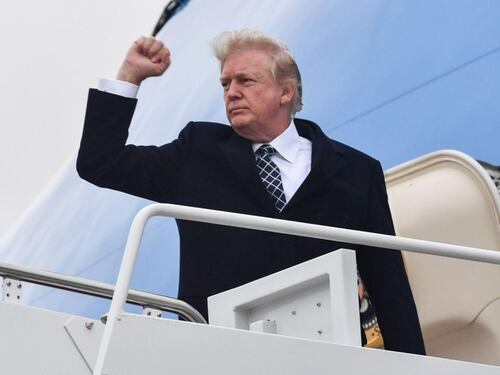 Trump non ha paura dell'impeachment. E chiede il processo al Senato