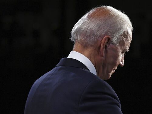 Biden copia Trump sui migranti dal Messico. Ma la sinistra fa finta di nulla