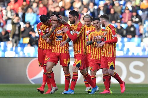 Il Napoli crolla in casa col Lecce, pari Udinese a Brescia