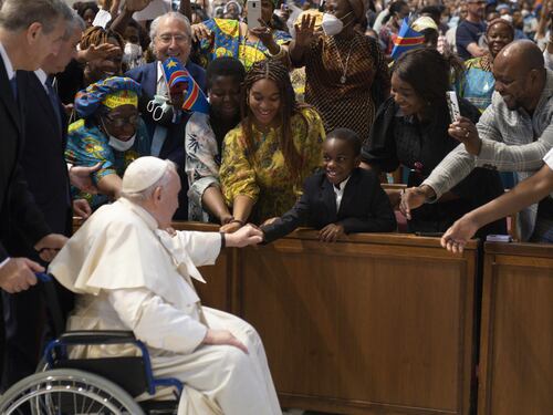 Cancro al colon? La verità di Papa Francesco sulla malattia e le dimissioni