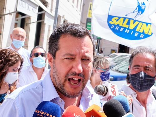 Matteo Salvini tuona contro Luciana Lamorgese: bocciata senza appello, cambi rotta o sarà un problema