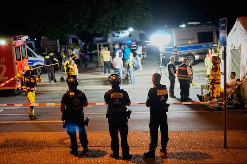 Pride Berlino, l’attivista di Flotilla giustifica l’attentatore islamico con frasi choc