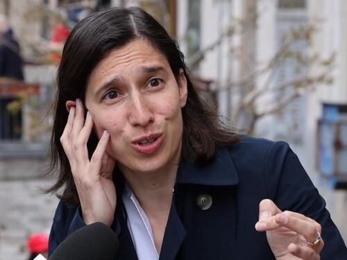 Elly Schlein rilancia la cara vecchia patrimoniale: colpire rendite e immobili