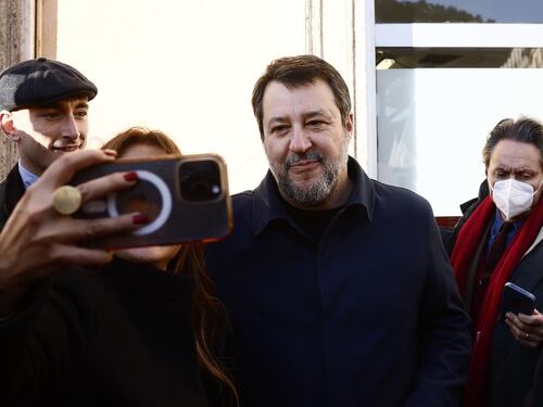 Il piano di Salvini: "Urgente la riforma della giustizia". Poi attacca Conte