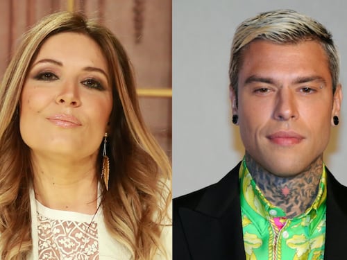 Dalle mascherine di Conte al tour dei poveri. Così Selvaggia Lucarelli si cucina Fedez: reality cafone in Lamborghini