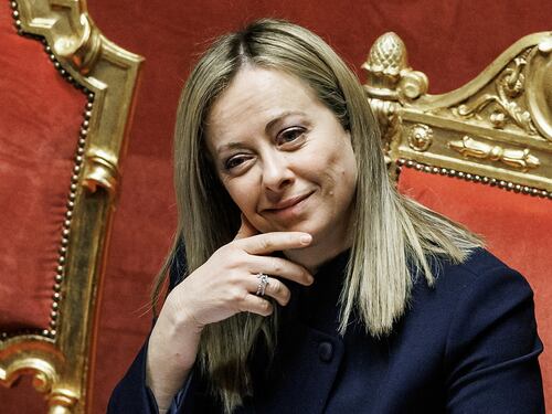 Meloni in Africa e i rosiconi che sparlano di nuovo colonialismo