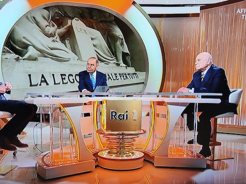 Cinque Minuti, Nordio asfalta Gratteri: "Test psicoattitudinale anche a fine carriera..."