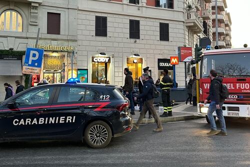 Metro B, fumo nella stazione Bologna: fermata chiusa e sgomberata