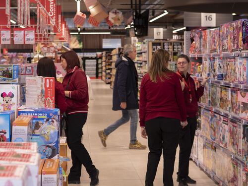 Più spese per le famiglie. Casa, alimentari e trasporti: i numeri della stangata