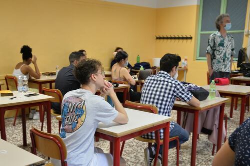 Scuola, crescono gli stipendi degli insegnanti: Italia al quarto posto in Ue