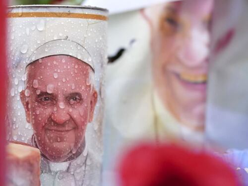 Francesco, due episodi di broncospasmo: come sta Bergoglio: "Situazione critica"