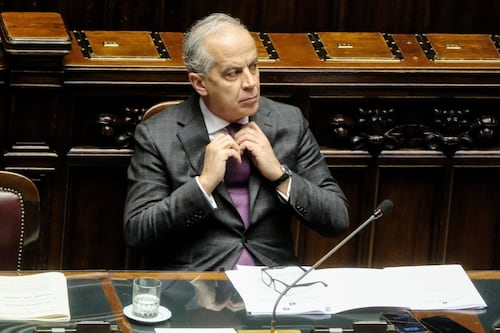 Scontri a Pisa, Matteo Piantedosi difende governo e polizia: "Polemiche false"