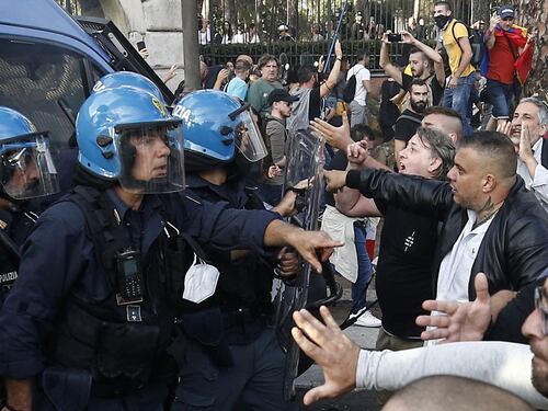 Arrestato il leader no-vax Franzoni per l'assalto alla Cgil: "Abbiamo fatto tremare l'Italia"