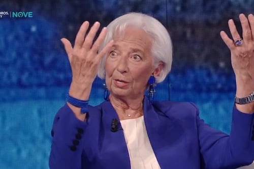 Lagarde gela Fazio, la gufata clamorosa di Draghi: "Da una crisi all'altra"