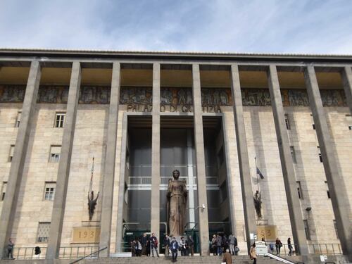 Giudice Apostolico, la difesa delle toghe non regge. L'affondo di Paragone
