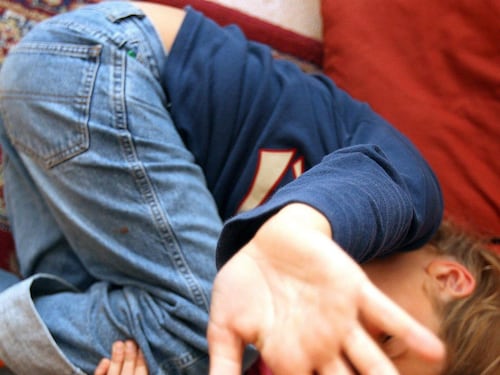 Muore bimba di 8 mesi, genitori indagati. Lividi e lesioni sul corpicino