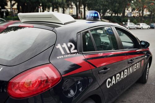 Spara e uccide ladro in casa, avvocato indagato a piede libero