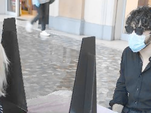 I romani in crisi si affidano ai cartomanti. Cosa chiedono