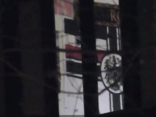 Bandiera del Reich in caserma, bufera a Firenze. La Pinotti: provvedimenti rigorosi