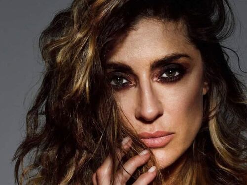 Elisa Isoardi cambia foto. Che succede sui social