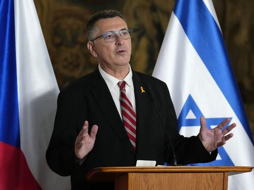 Israele chiude l'ambasciata in Irlanda: "Politiche antisemite"