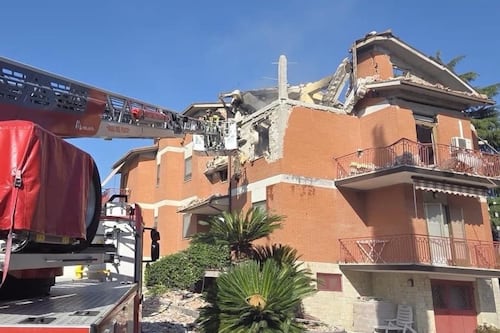 Paura a Cassino, esplosione in una palazzina: il bilancio dei feriti