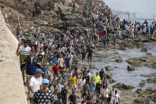 Migranti, sospensione di Schengen: l'Italia proroga di 15 giorni i controlli sui confini con la Spagna