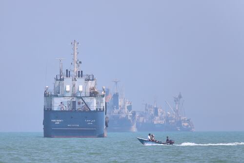 Usa-Iran, ecco i dettagli dell'Accordo di Islamabad: Hormuz aperto, sanzioni alleggerite e stop nucleare