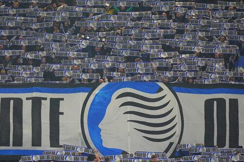 Calcio, rissa tra tifosi di Atalanta e Inter a Bergamo: 26enne muore accoltellato
