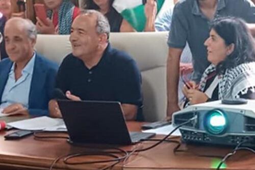 Giustizia, nella Riace di Mimmo Lucano stravince il Sì