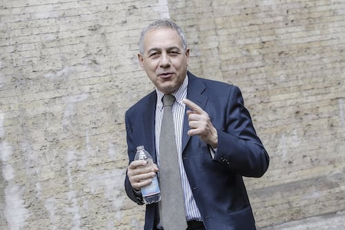 Anzaldi: «Non è la piazza della sinistra, Schlein in un Congresso andrebbe in minoranza»
