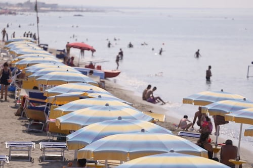 Per la costa romana le Bandiere Blu restano un miraggio