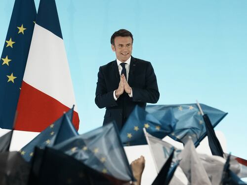 Corsa all'Eliseo, Macron favorito al ballottaggio contro Le Pen