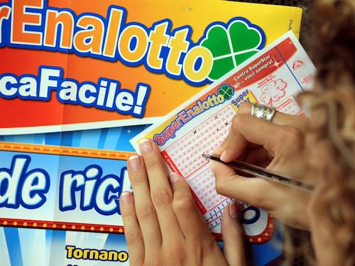 Superenalotto, 209 milioni vinti con una schedina da 2 euro