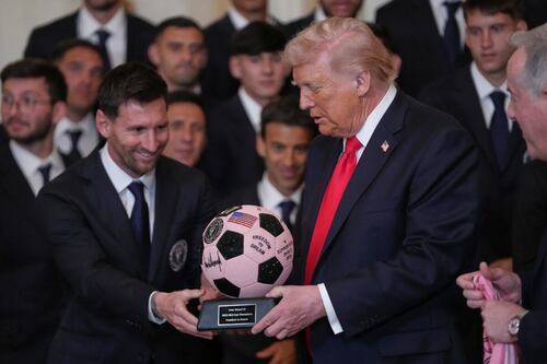 Lionel Messi censurato sul web per aver incontrato Donald Trump