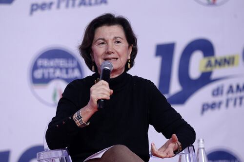 Natalità, il ministro Roccella lancia l'allarme per l'Italia senza figli