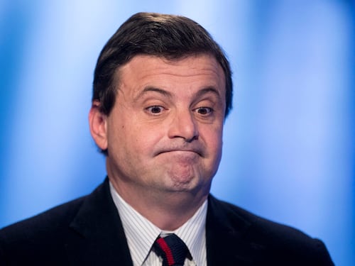 Calenda contro la Regione Puglia: "Se non ritira il ricorso l'Ilva chiude il 9 gennaio"