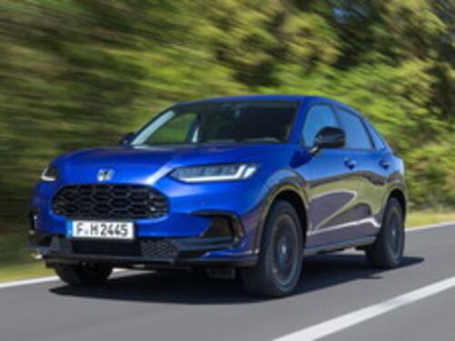 Sport e grinta con il nuovo ZR-V