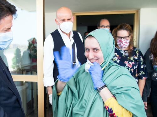 Silvia Romano conferma: io convertita all'Islam per libera scelta. E smentisce il matrimonio