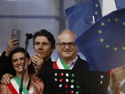 Manifestazione a Roma, bufera su Gualtieri: "Restituite i soldi ai romani"