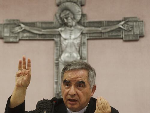 Becciu, Striano intercettato “in missione” in Vaticano: così nacque il caso