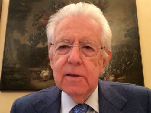 Meloni, arriva l'elogio di Monti: "Politica pura e concreta". Sinistra in tilt