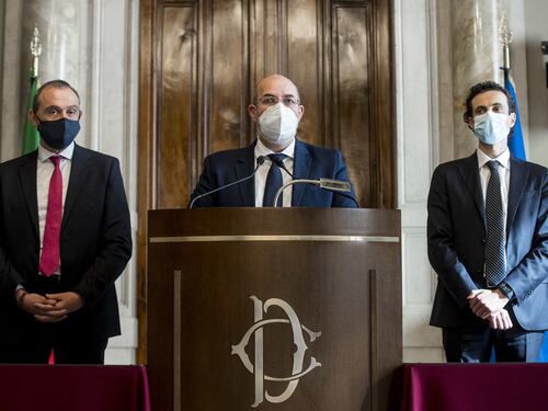 Crimi: Draghi non vuole il Mes e non lo ha neppure citato