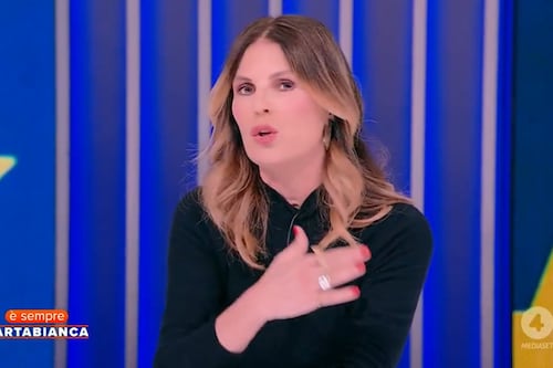 È sempre Cartabianca, Marina La Rosa nuovo idolo della sinistra: "Meloni da Trump per...", parole pesanti