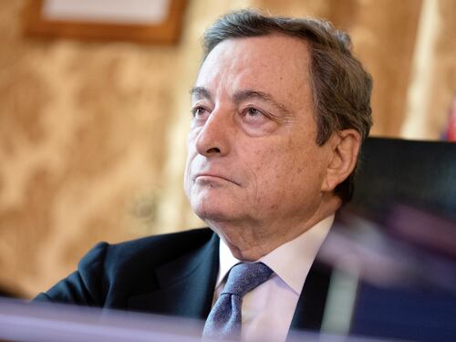 Draghi blinda la Pasqua: niente visite a parenti e salta la stagione sciistica
