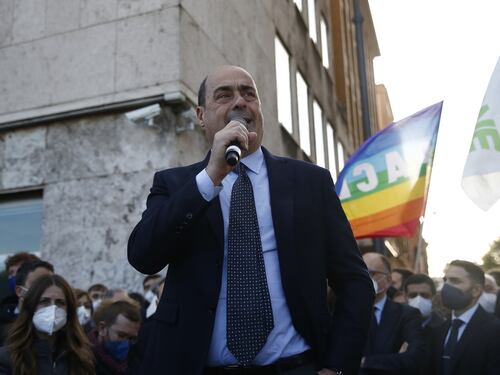 La vergogna di Zingaretti: taglia sui disabili per abbassare le tasse. Colpiti pure i bambini