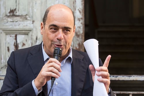 M5S denuncia Zinga per falso